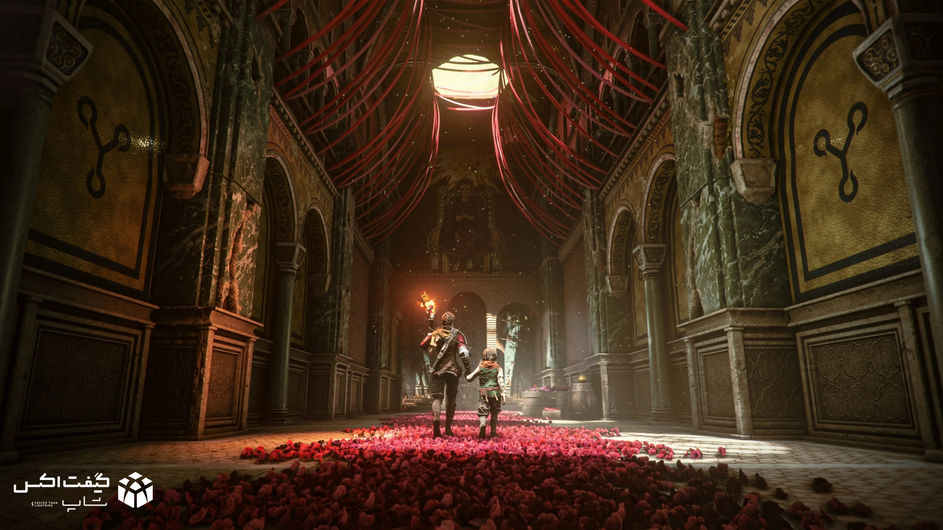 امی‌سیا و هوگو در بازی A Plague Tale: Requiem در حال عبور از راهرویی پر از گل‌برگ و نور درون کلیسایی مجلل با معماری سنگی و تزئینات قرمز